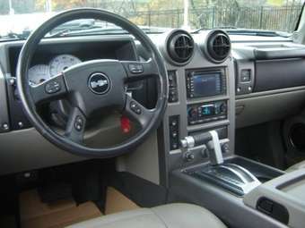 2004 Hummer H2 Photos