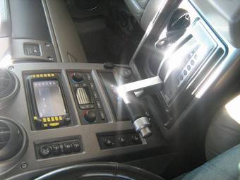 2004 Hummer H2 Pictures