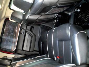 2010 Hummer H3 Images