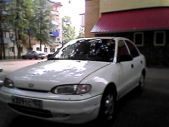 1995 Hyundai Accent Pictures