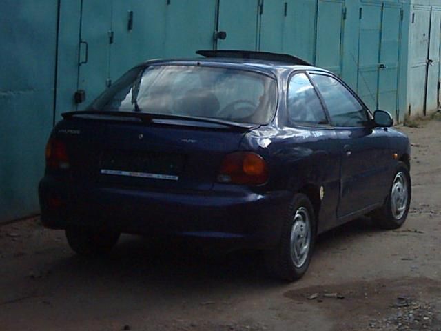 1996 Hyundai Accent