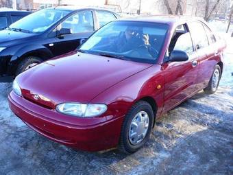 1996 Hyundai Accent Pictures