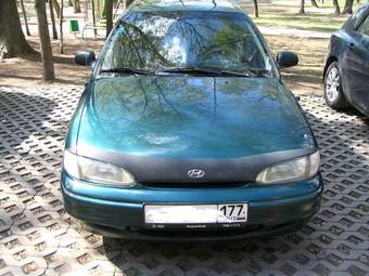 1996 Hyundai Accent Photos