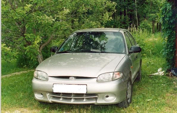 1997 Hyundai Accent