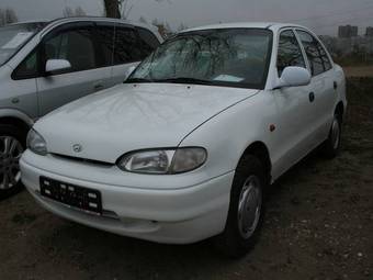 1997 Hyundai Accent Images