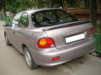 1997 Hyundai Accent Photos