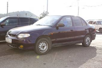 1998 Hyundai Accent Pictures