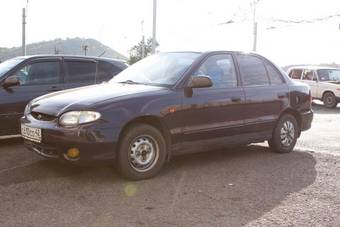 1998 Hyundai Accent Photos