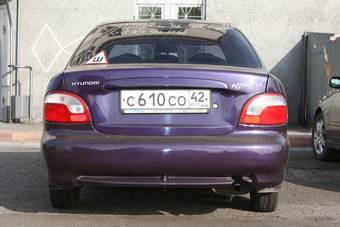 1998 Hyundai Accent Pictures