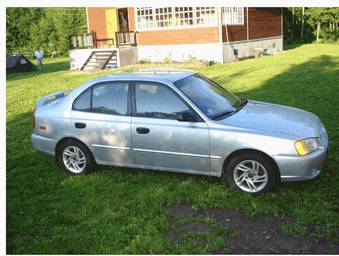 2000 Hyundai Accent