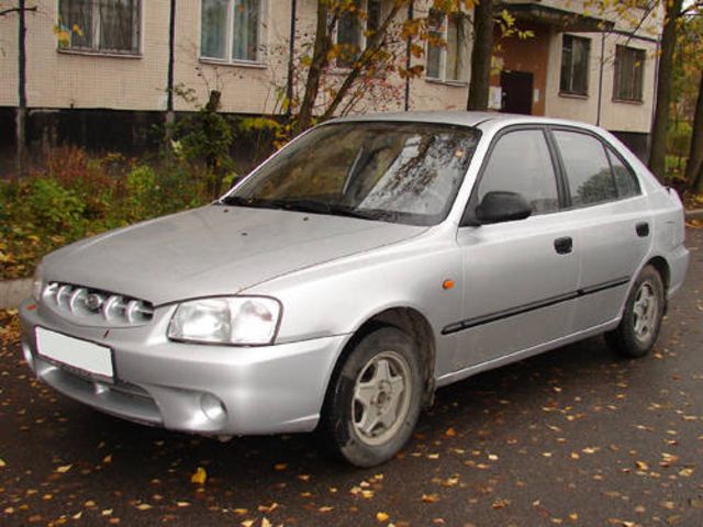 2001 Hyundai Accent