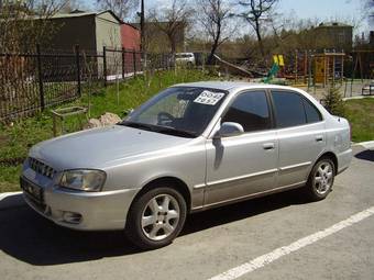 2001 Hyundai Accent