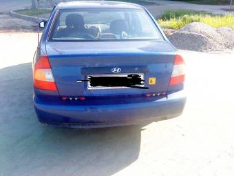 2002 Hyundai Accent Wallpapers