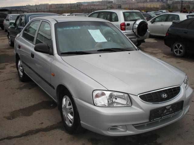 2003 Hyundai Accent