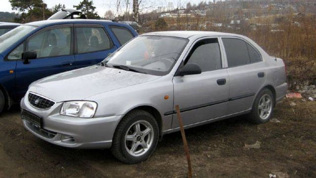 2003 Hyundai Accent