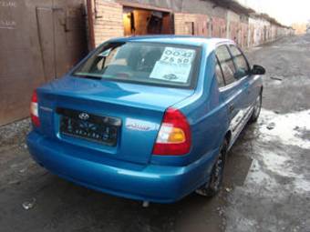 2003 Hyundai Accent Wallpapers