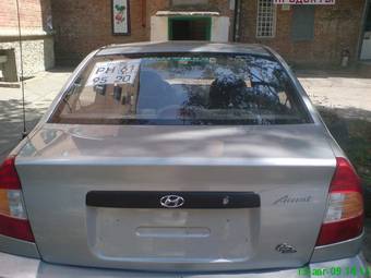 2003 Hyundai Accent Images