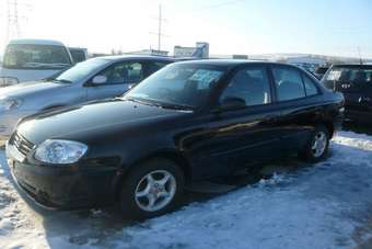 2004 Hyundai Accent