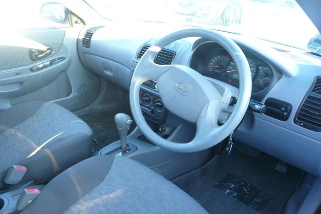 2004 Hyundai Accent