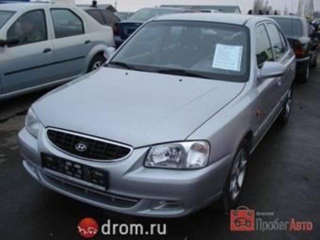 2004 Hyundai Accent