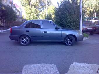 2004 Hyundai Accent