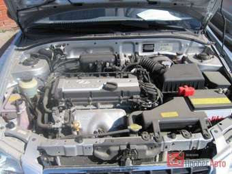 2004 Hyundai Accent Pics