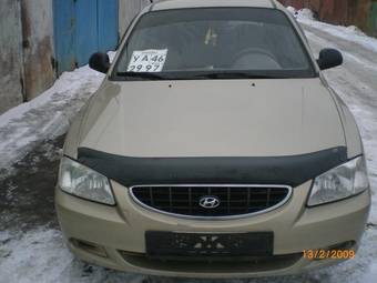 2004 Hyundai Accent Pics