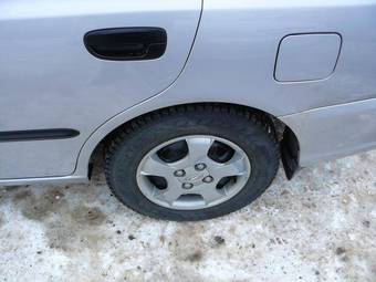 2004 Hyundai Accent Images