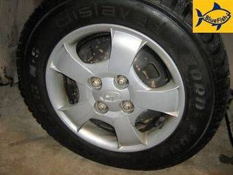 2004 Hyundai Accent Images
