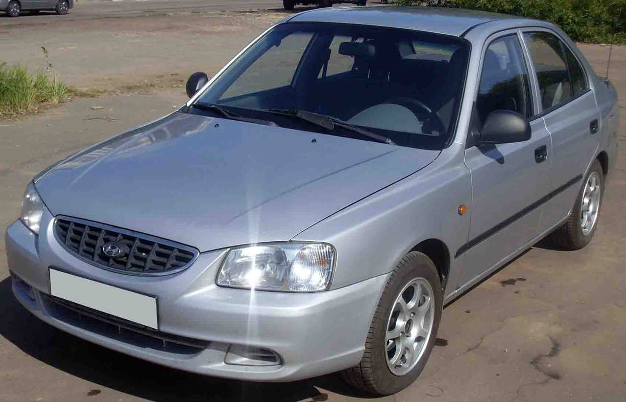 2004 Hyundai Accent specs, Engine size 1500cm3, Fuel type