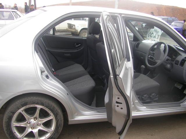2005 Hyundai Accent