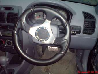 2005 Hyundai Accent Pictures