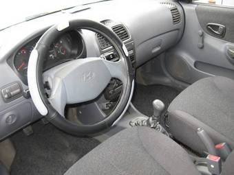 2005 Hyundai Accent For Sale