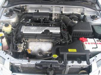 2005 Hyundai Accent Pictures