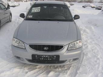 2005 Hyundai Accent Pictures