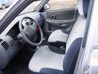 2005 Hyundai Accent For Sale