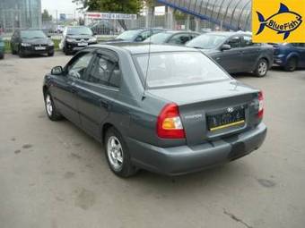 2005 Hyundai Accent Photos