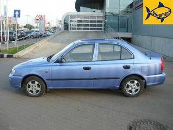 2005 Hyundai Accent Pictures