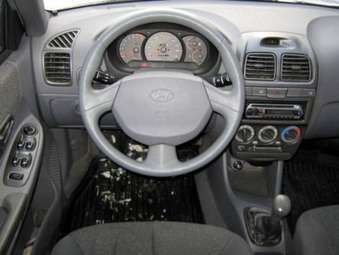 2006 Hyundai Accent Wallpapers