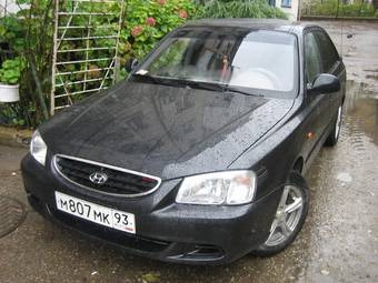2006 Hyundai Accent Pictures