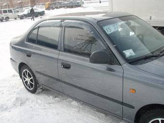 2006 Hyundai Accent Photos