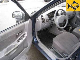 2006 Hyundai Accent Pictures