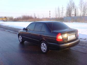 2006 Hyundai Accent Photos