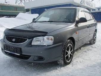 2006 Hyundai Accent Photos