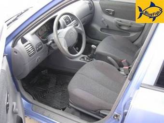 2006 Hyundai Accent Photos