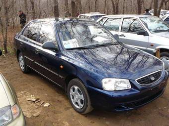 2006 Hyundai Accent Photos