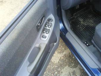 2006 Hyundai Accent Photos