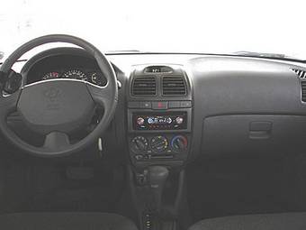 2006 Hyundai Accent Images