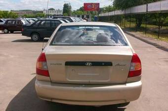 2006 Hyundai Accent Photos