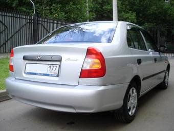 2006 Hyundai Accent Photos